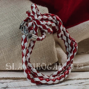 Шнур кожаный для ношения оберега плетённый (красно-белый)